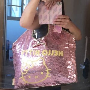 🎶SOLD🎶NWT Hello Kitty ❤️ LARGE ❤️sequin tote